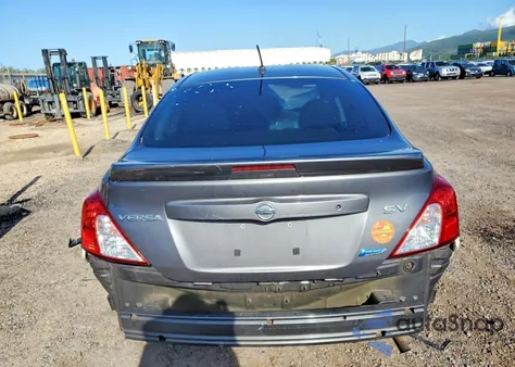2016 Nissan Versa S z USA, uszkodzony, nr VIN 3N1CN7AP7GL889446